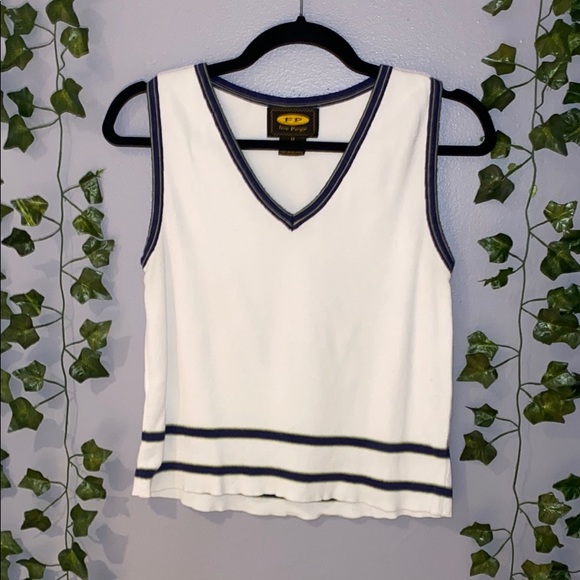 Women’s Free People White Striped V-Neck Tank Top - Picture 2 of 8